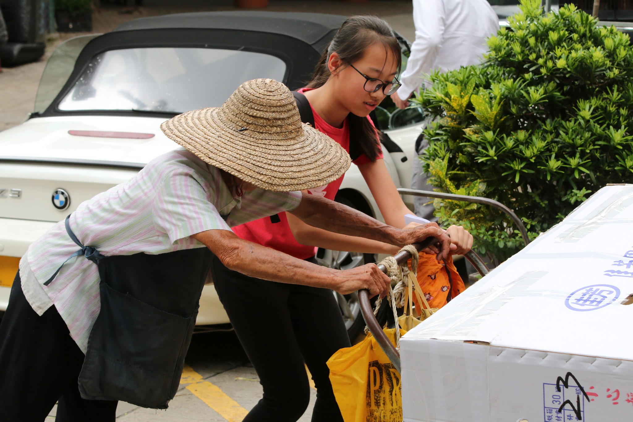 “Teenwalker” Experience and Caring the Life of the Social Vulnerable Group