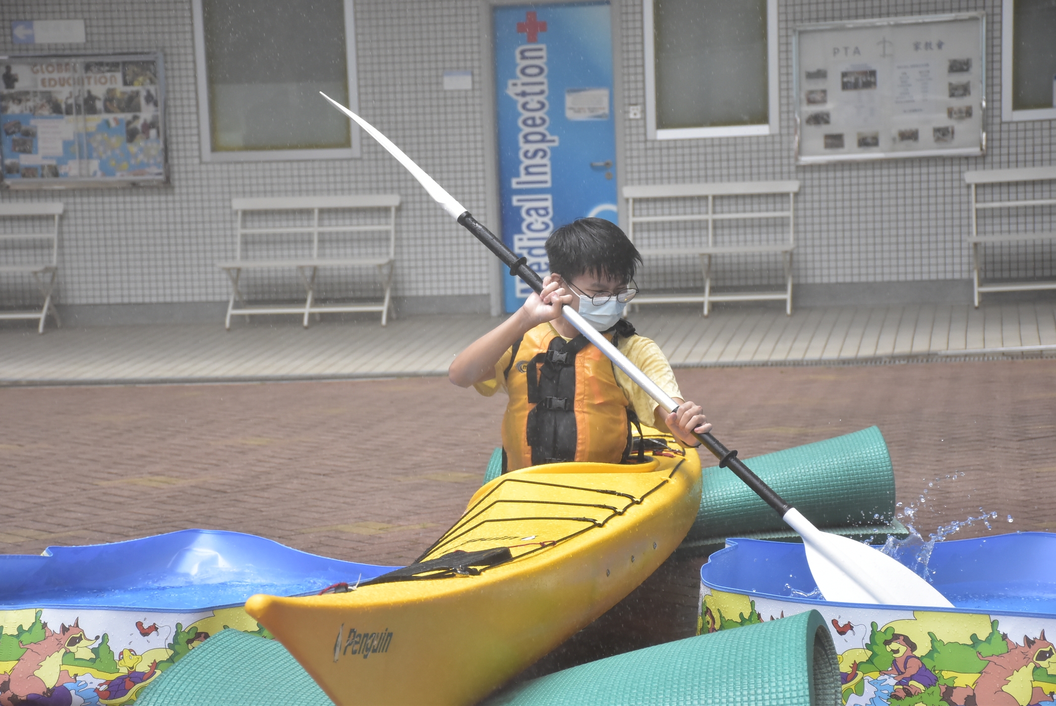 Flying Fish – kayaking LIFE Adventure (In-school Version)