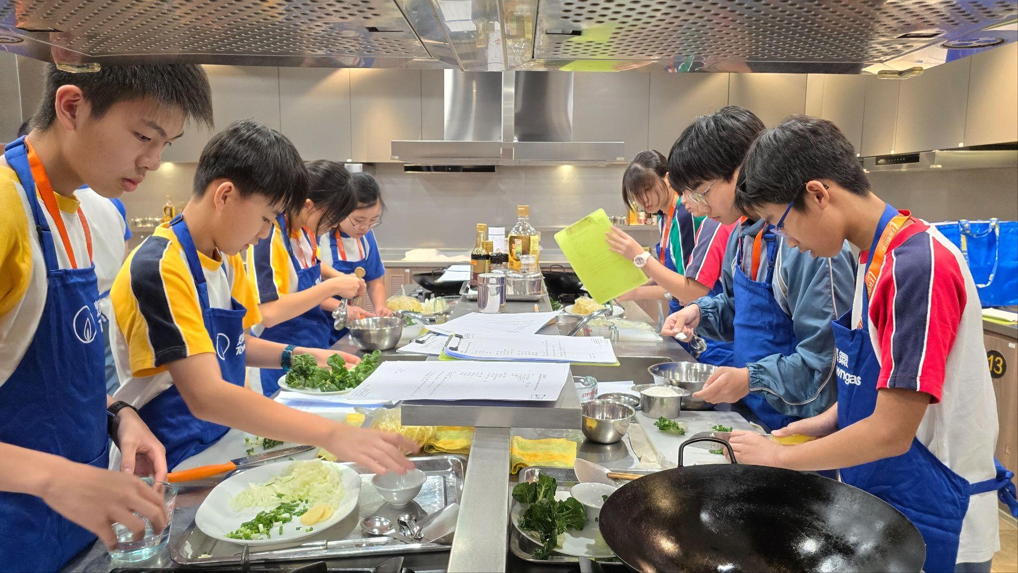 LEWOWA 2324 – 07 Master Chef