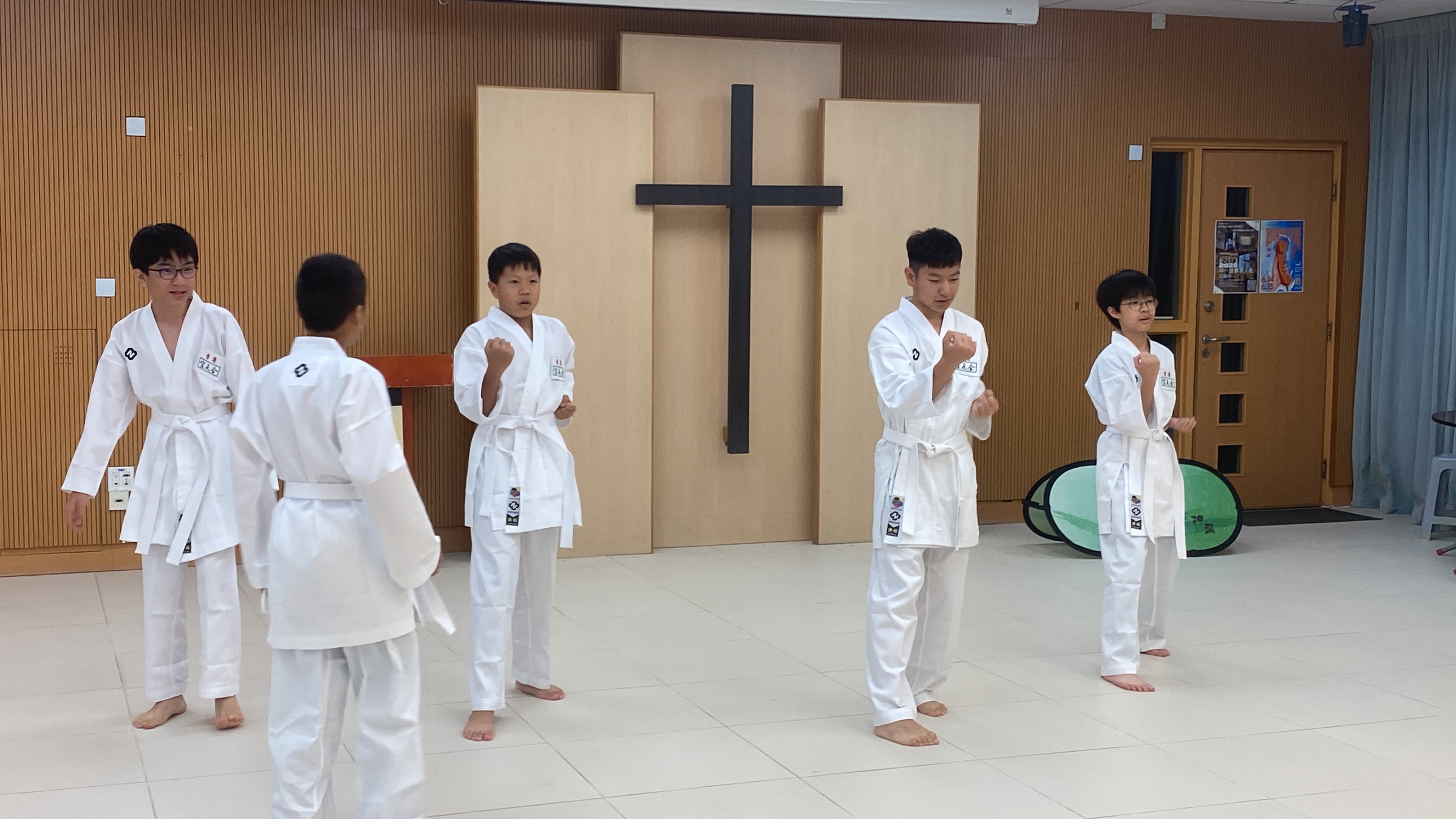 LEWOWA 2425-13 Embarking on the Journey of Martial Artists – First Encounter with Karate