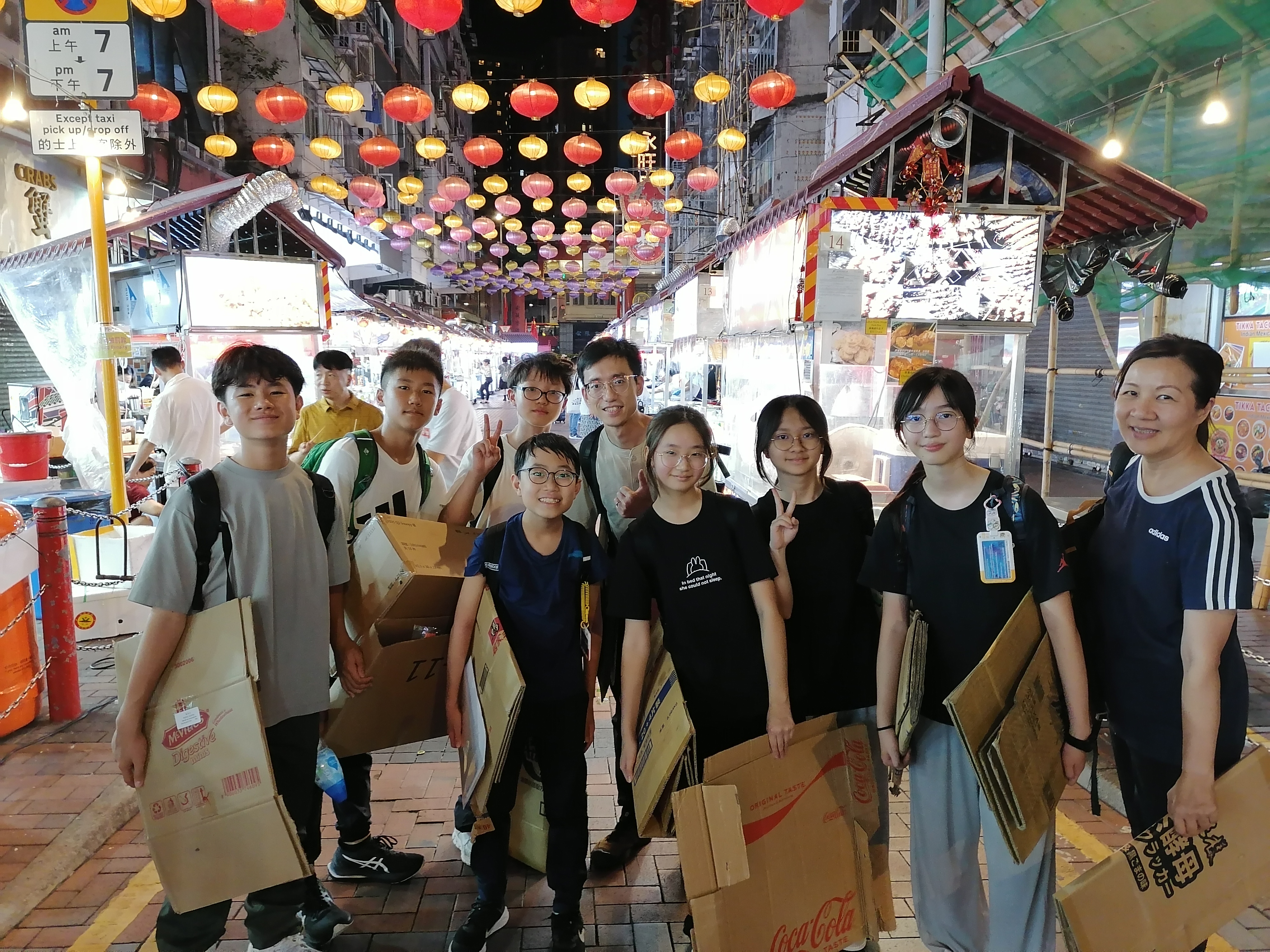 LEWOWA 2425-10 Teen Carer: Experience the Life of the Social Vulnerable Group