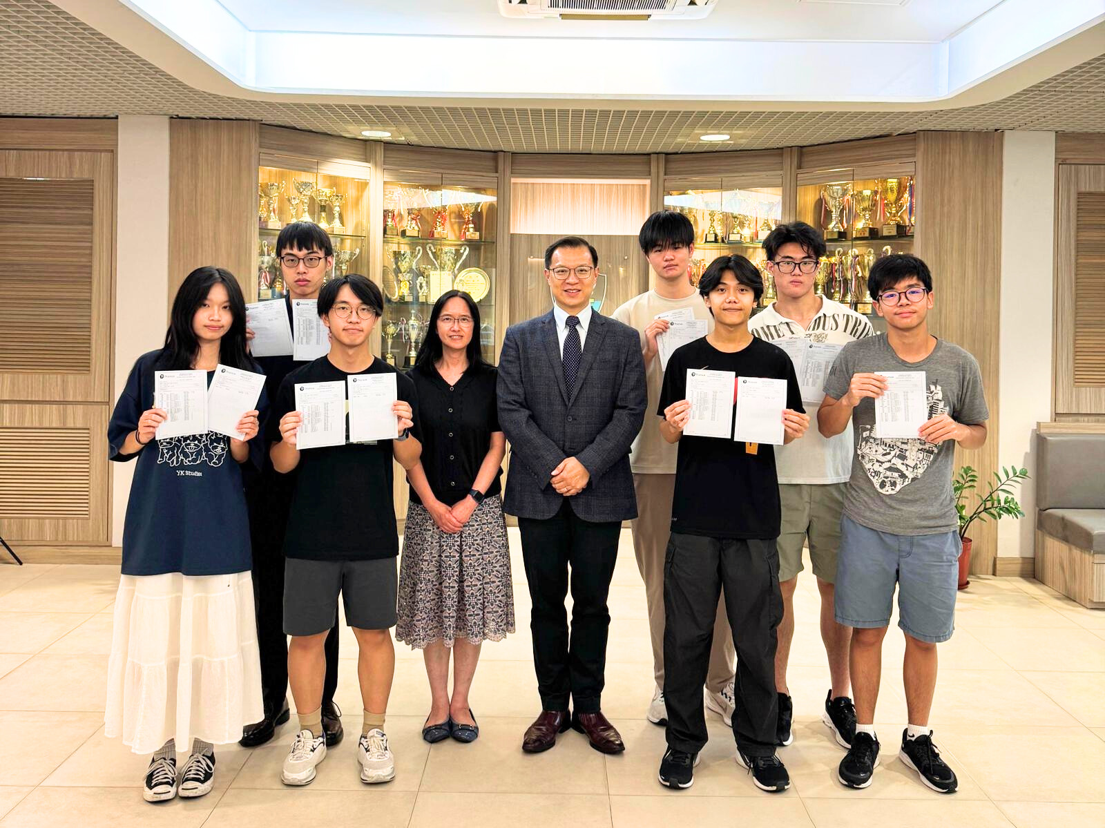 Notable Accomplishments in IAL / GCE AL Exams