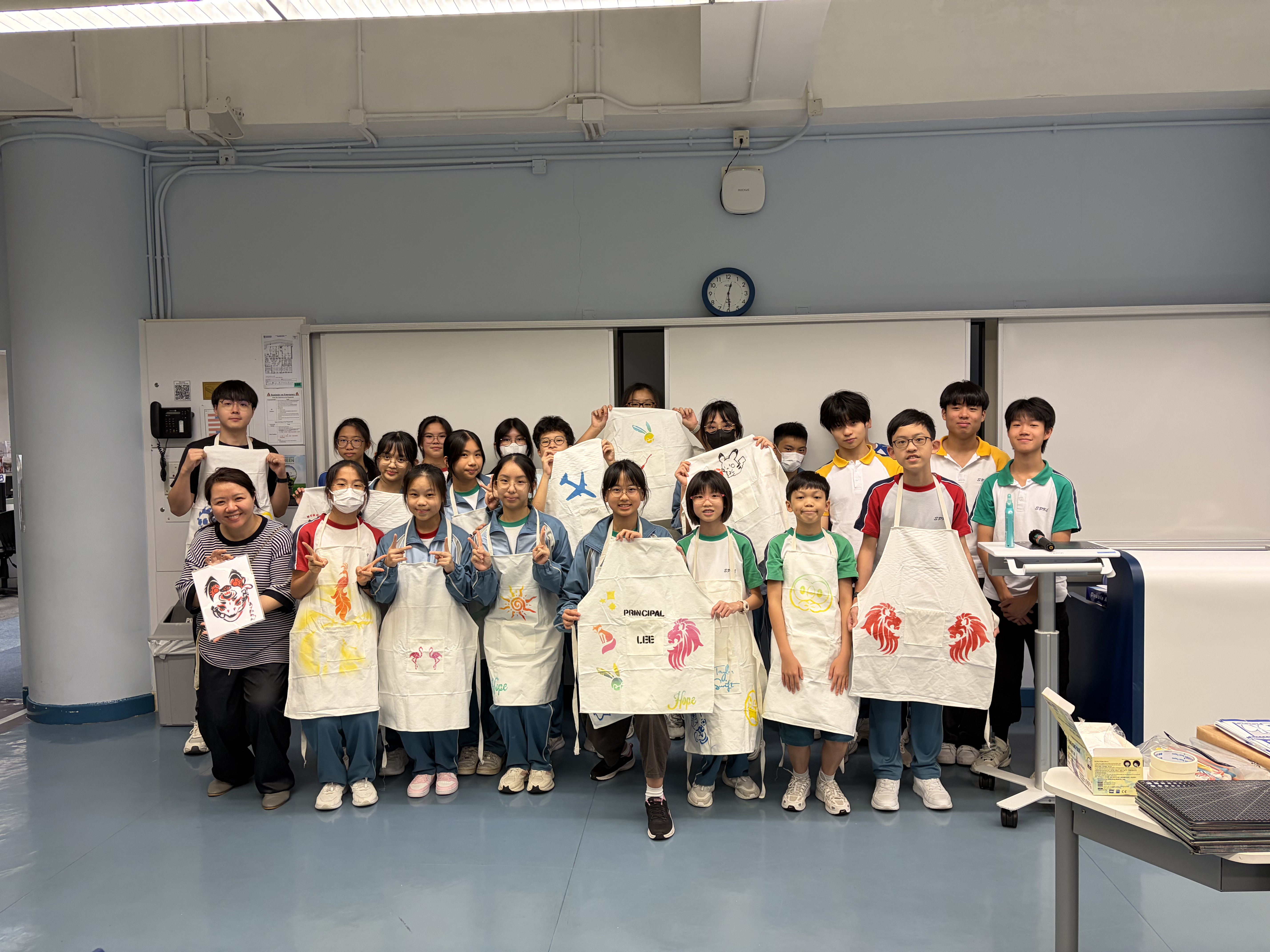 LEWOWA 2526-05:Graffiti Creative Summer Camp