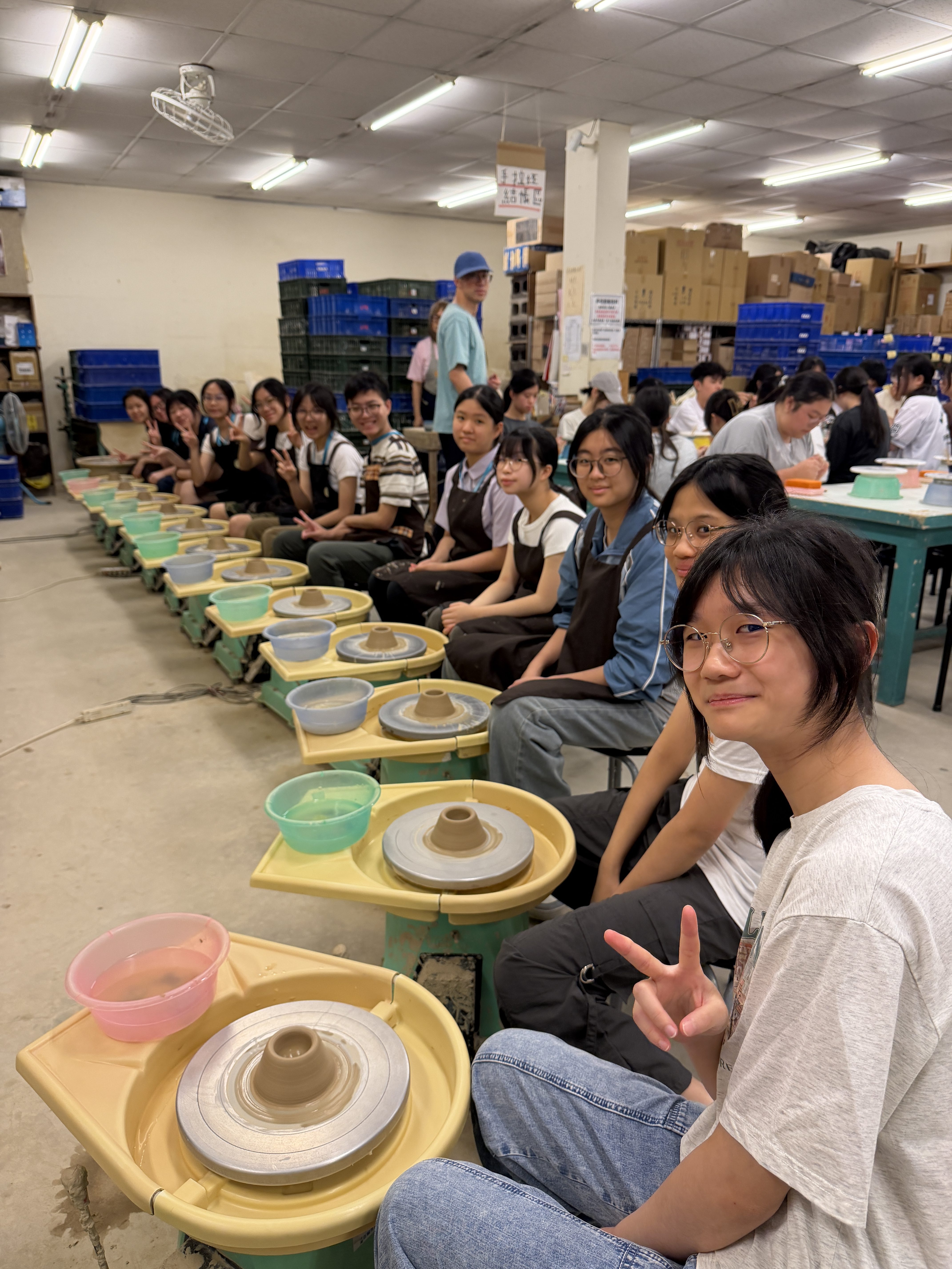 LEWOWA 2526-24:Art-Shuttle in Taipei