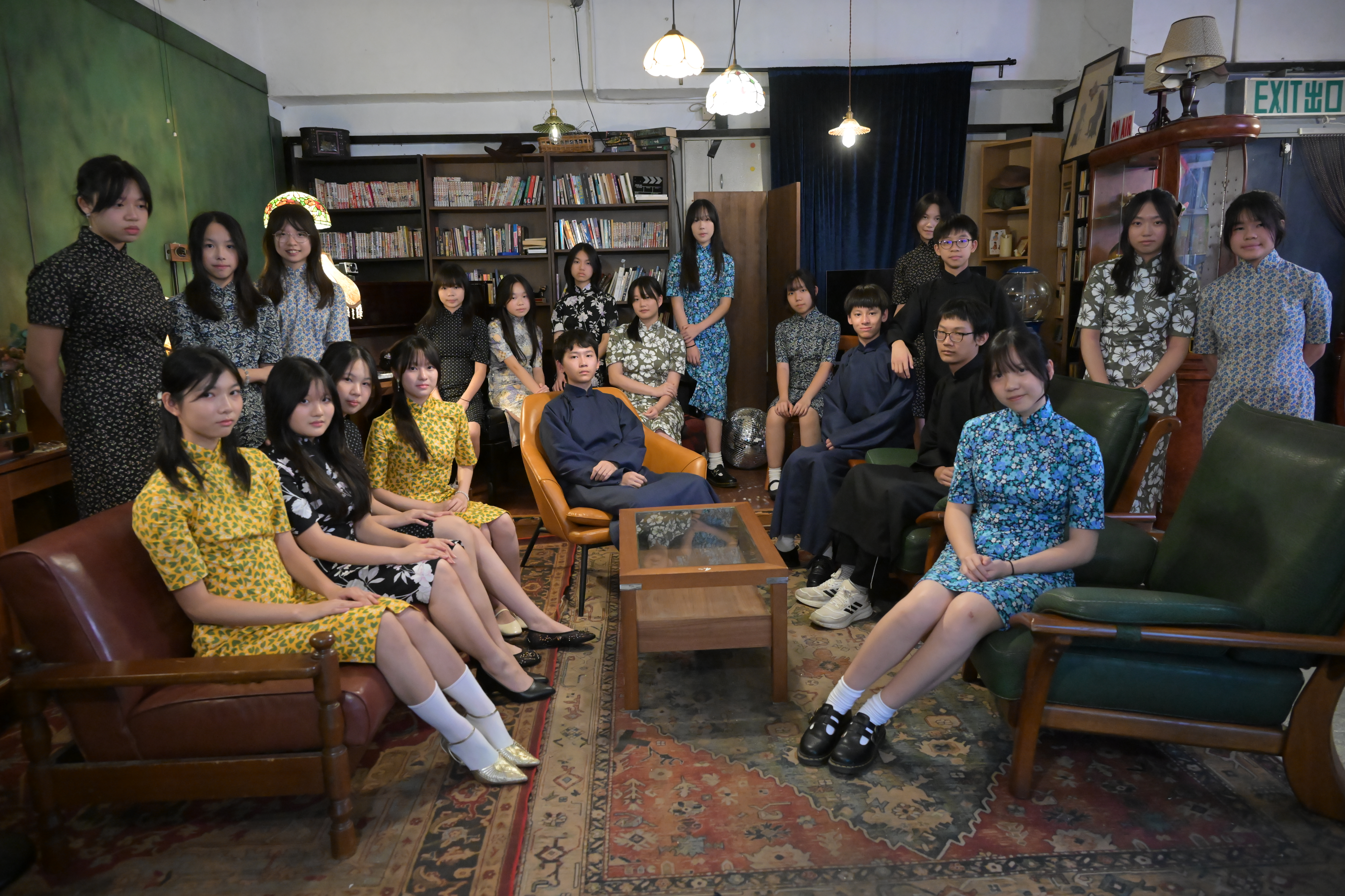 LEWOWA 2526-10:Tailor-made: Cheongsam and Chinese Culture